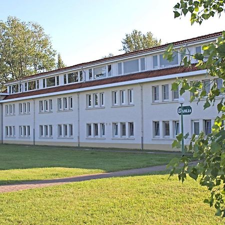Sunny Apartment In Residential Park - De Haan Exteriör bild